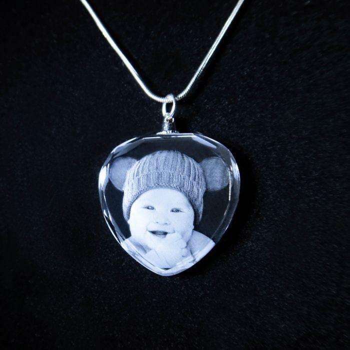 Crystal Heart Necklace - Image 3